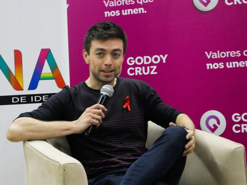 Renzo Molini, autor del libro "Peste, flagelo y muerte"